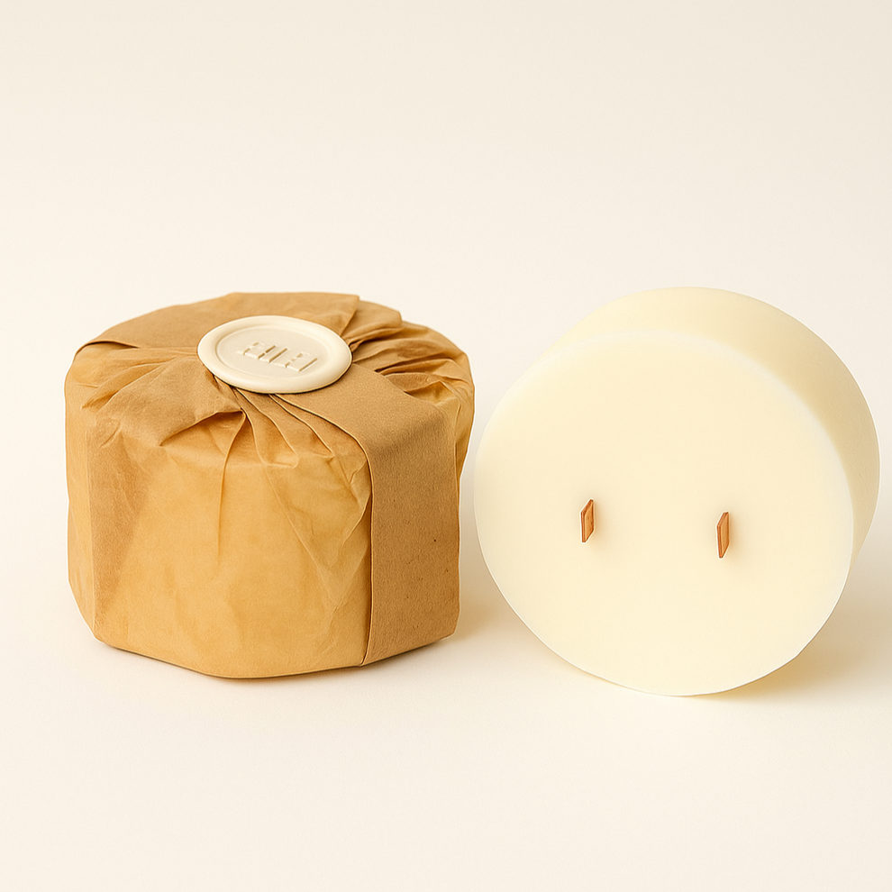 Hokis / "My Soul" - Luxury Non-Toxic Candle in Refillable Concrete Vessel